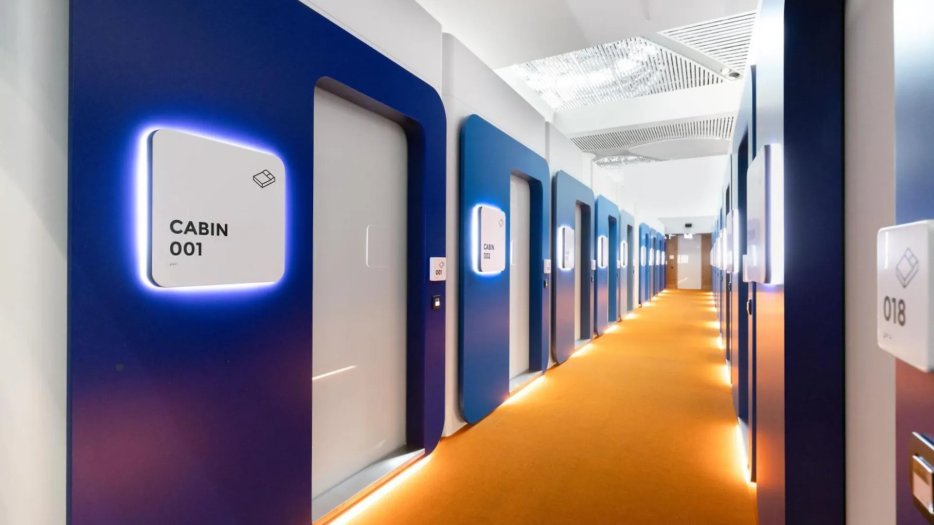 Yotelair Istanbul Airport, Duty Free - International Transit Area Turkey