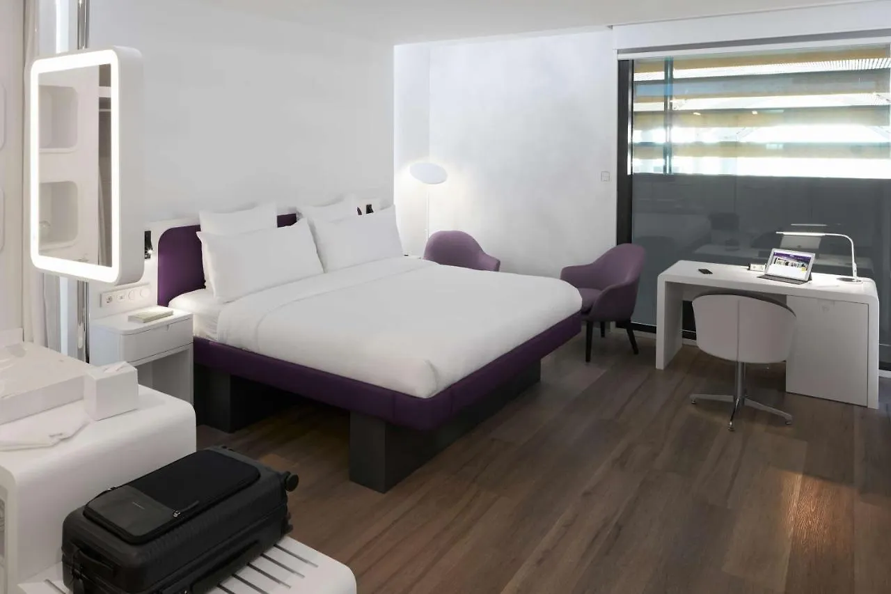 *** Hotel Yotelair Istanbul Airport, Duty Free - International Transit Area Tyrkiet